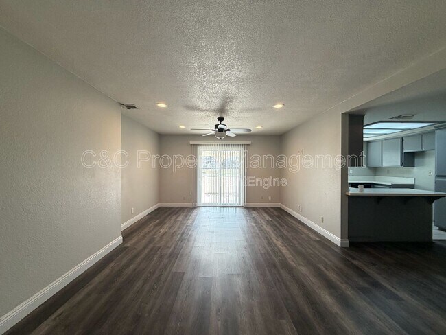 Building Photo - 15006 Tuscola Rd