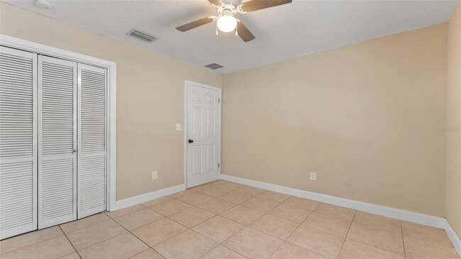 Building Photo - 309 W South Ave