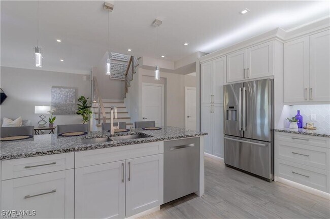 Building Photo - 5544 Lago Villaggio Way