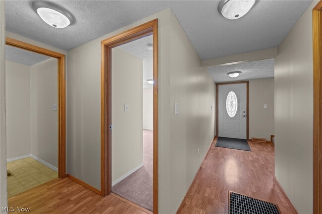 Building Photo - 1837 Norton Rd