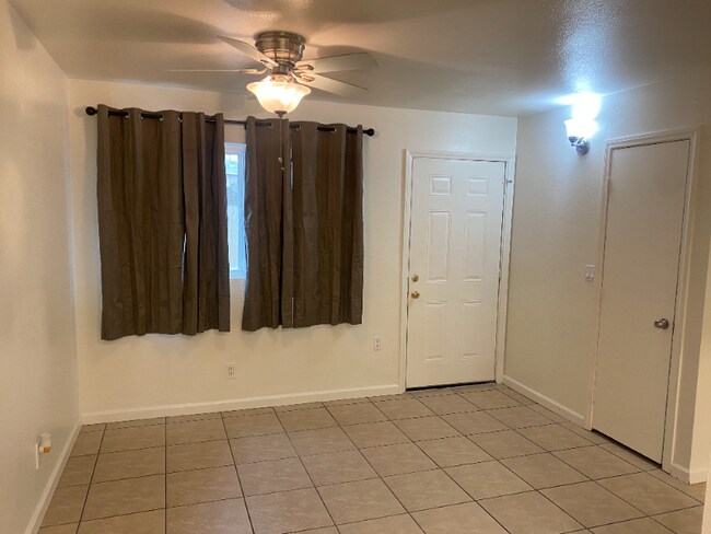 Building Photo - 2 Central Ave