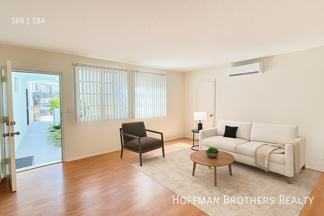 Building Photo - 1830 N La Brea Ave