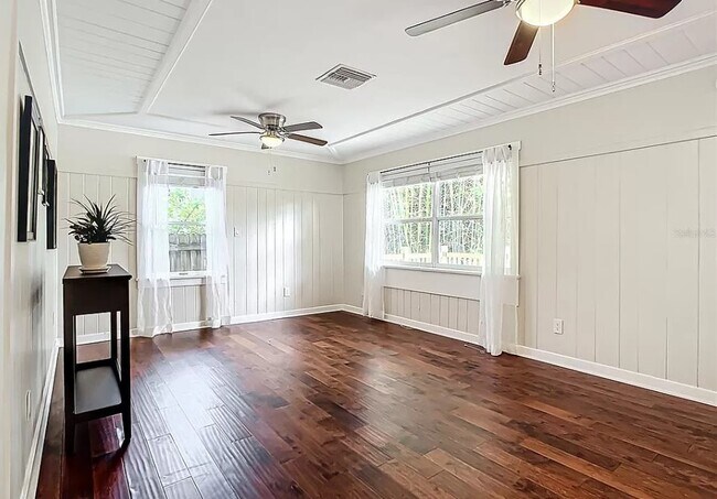 Building Photo - 3109 Johns Pky