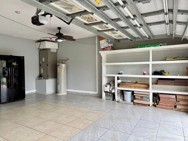 Building Photo - 677 Elbridge Dr