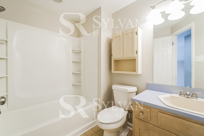 Building Photo - This is the home you've been waiting for
