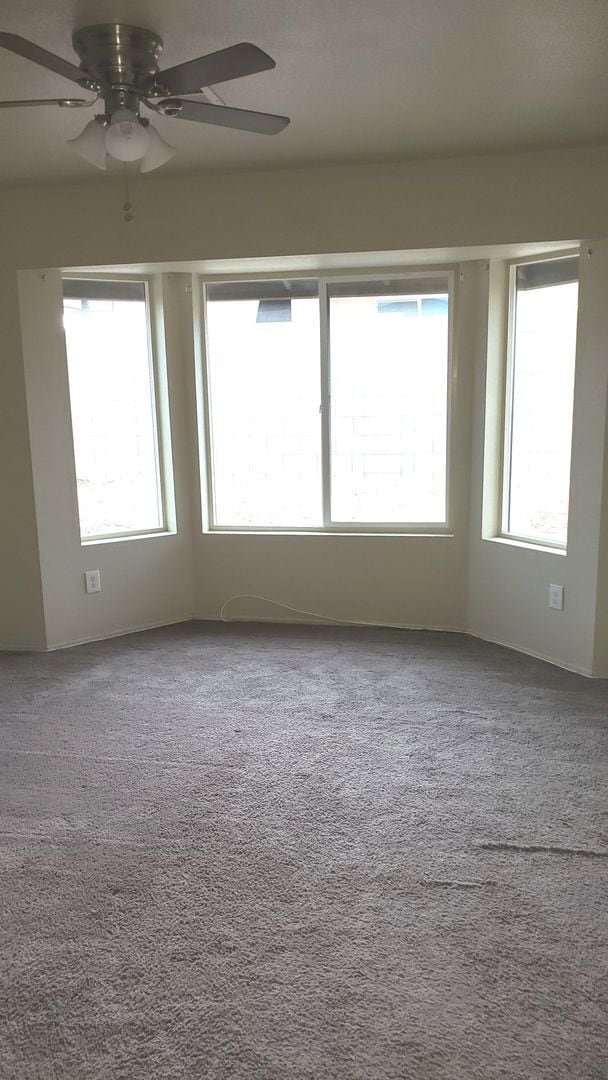 Building Photo - 3 bedroom Rental