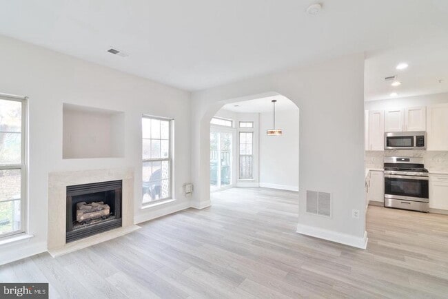 Building Photo - 21174 Domain Terrace