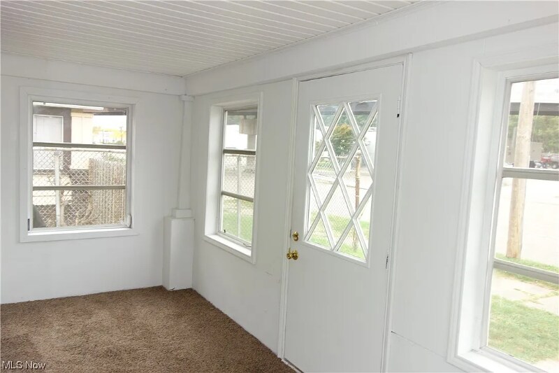 Building Photo - 1433 Kenmore Blvd