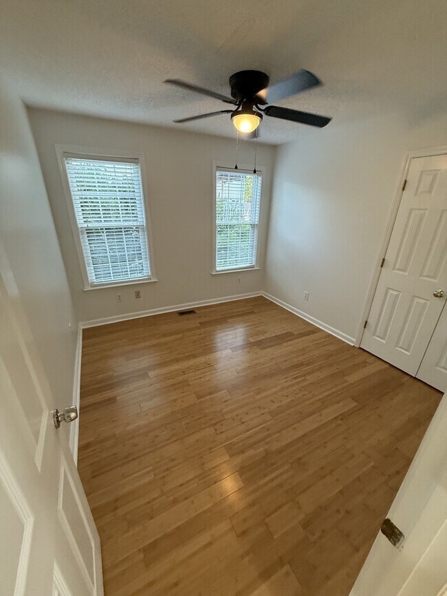 Building Photo - 304 Aqua Marine Ln