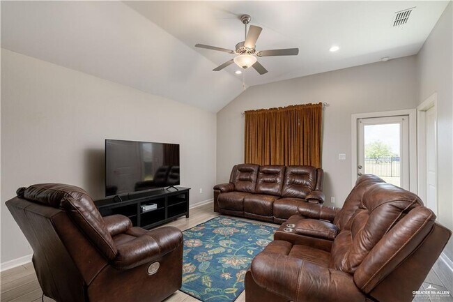 Building Photo - 5616 Escondido Pass