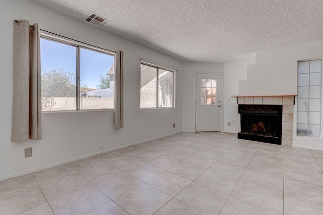 Building Photo - 5519 Myron Cir