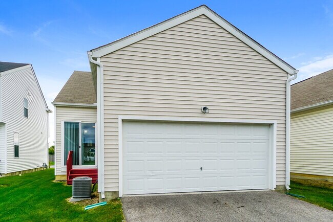 Building Photo - 5694 Alliance Way