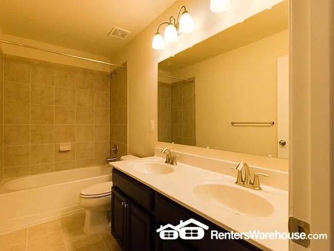 Building Photo - 8120 Mill Falls Ct
