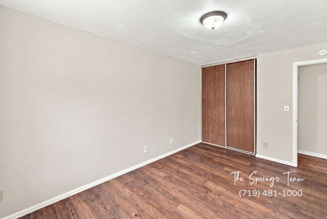 Building Photo - 3060 Maverick Dr