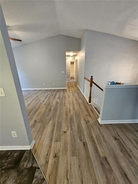 Building Photo - 1406 Flanagan Mill Dr