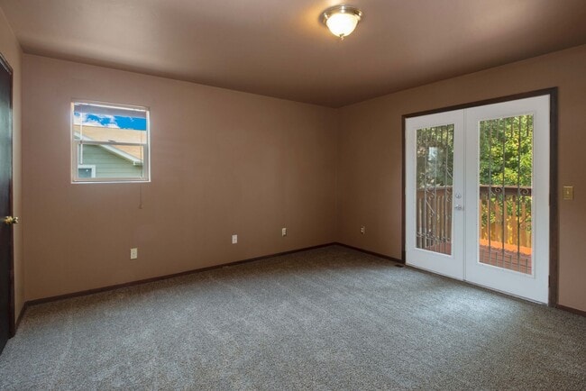 Building Photo - Single Family Home in Silt for Rent