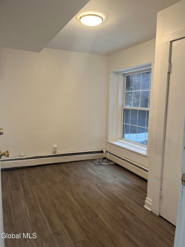 Building Photo - 9 St Joseph's Terrace