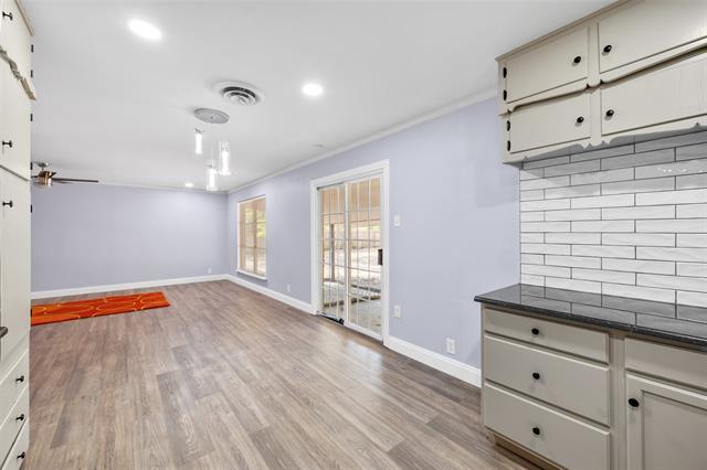 Building Photo - 4409 Wedgmont Cir S