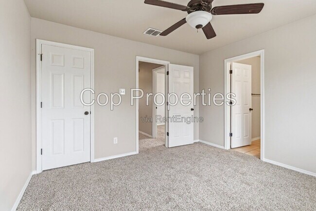 Building Photo - 11103 Belair Dr