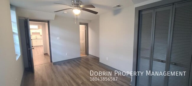 Building Photo - 106 E Clay St