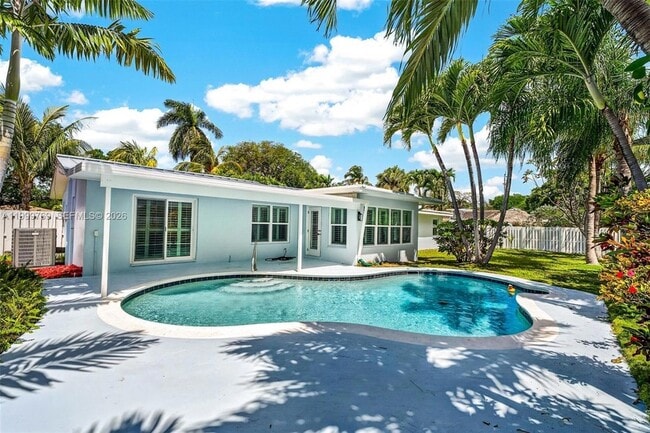 Building Photo - 4010 NE 22nd Ave