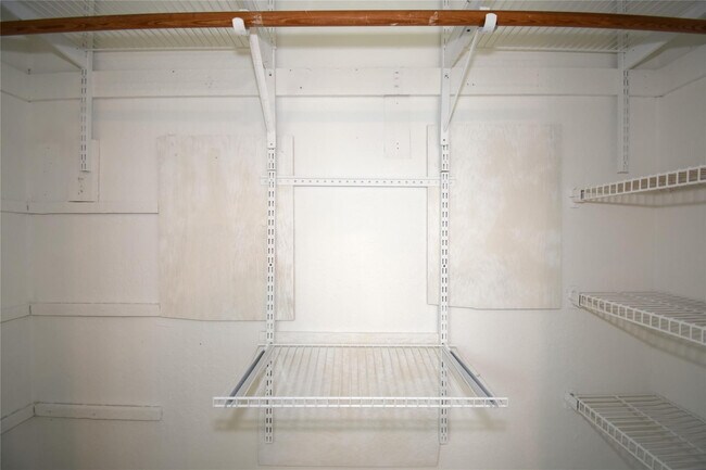 Building Photo - 960 NW 49th St