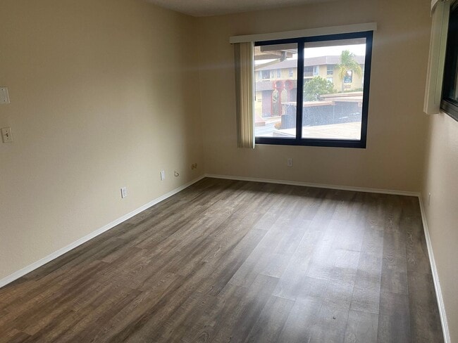 Building Photo - 3831 Nipoma Pl