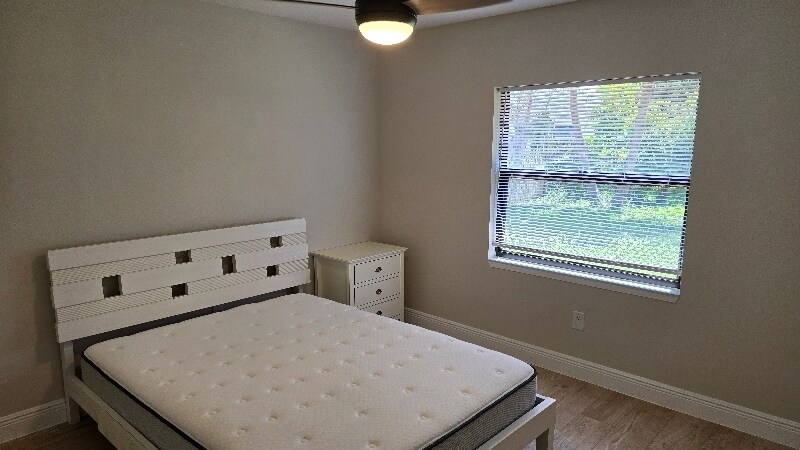 Building Photo - 1315 Armory Dr NE