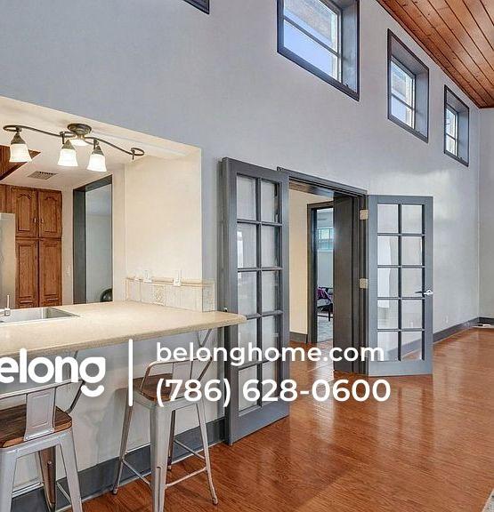 Building Photo - 5380 SW 8th Ct