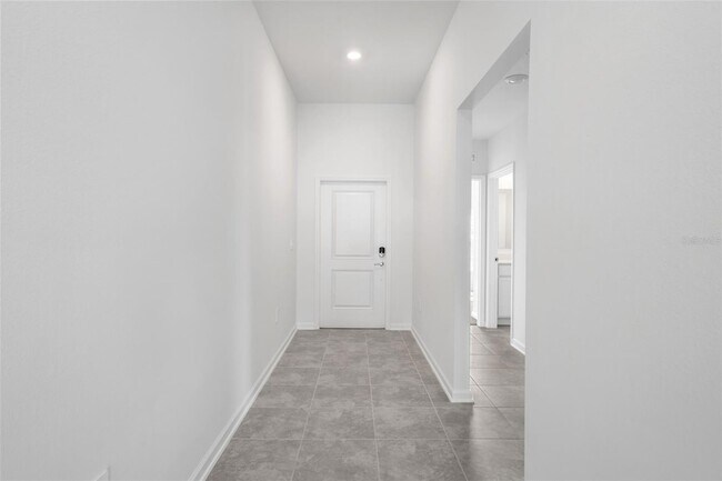 Building Photo - 4980 Worchester Dr