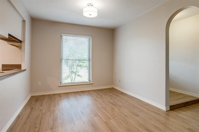 Building Photo - 1308 Grinnell Dr