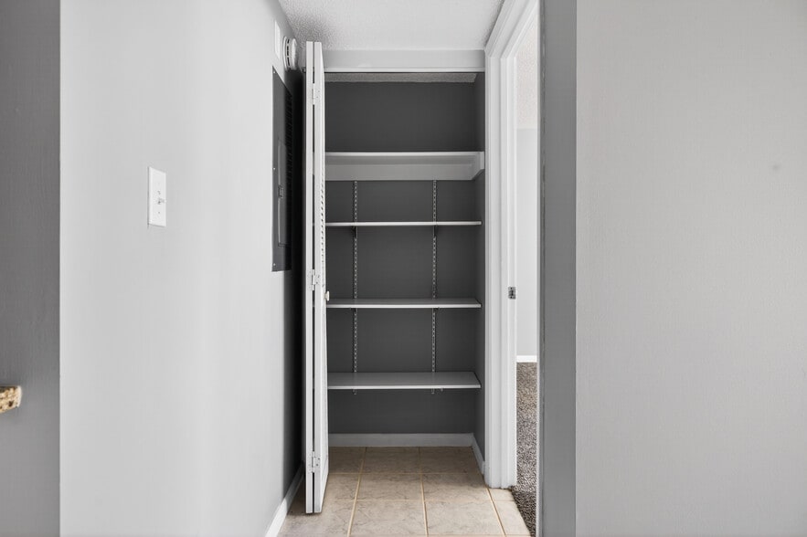 Hallway Closet - 500 Treasure Island Causeway