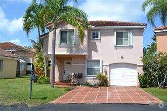 Building Photo - 1537 E Lake Ct