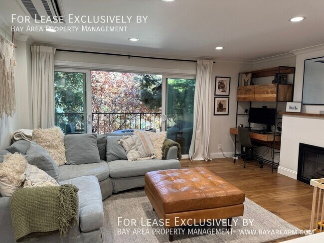 Building Photo - 1701 San Carlos Ave