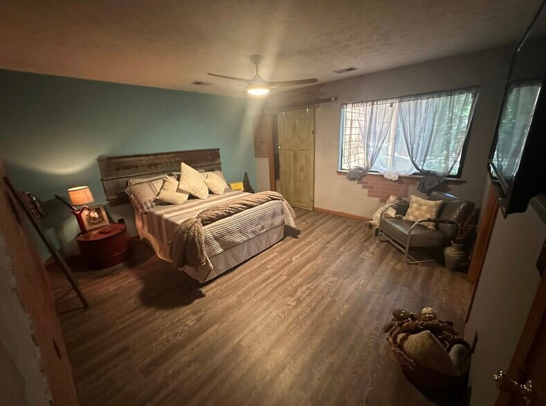 Building Photo - 2520 Rockbridge Rd NW