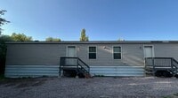 Building Photo - 19 2nd St E