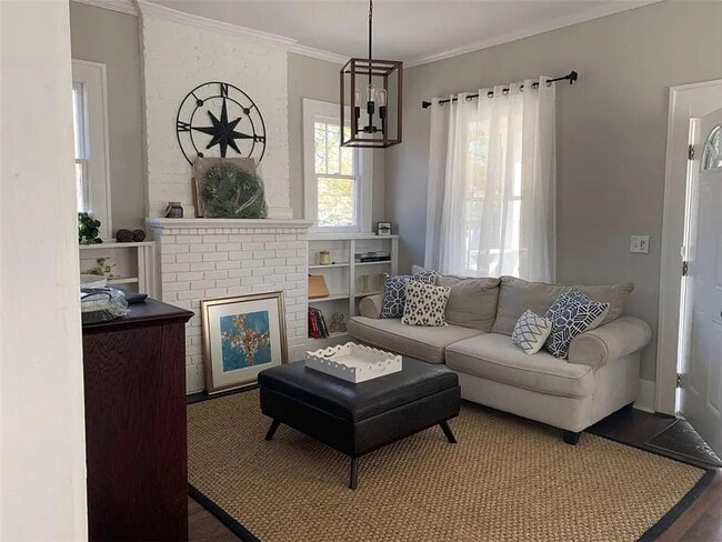 Building Photo - 3185 Jackson St