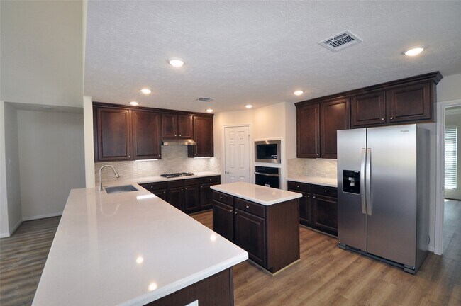 Building Photo - 3404 Bahia Rd