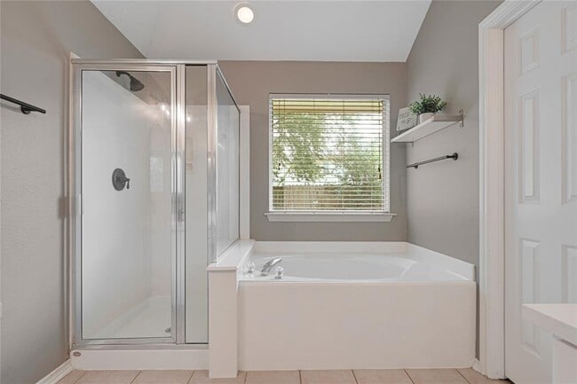 Building Photo - 12938 Cascadia Knoll Ct