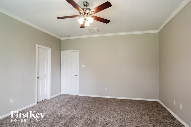 Building Photo - 13203 Redhead Ct