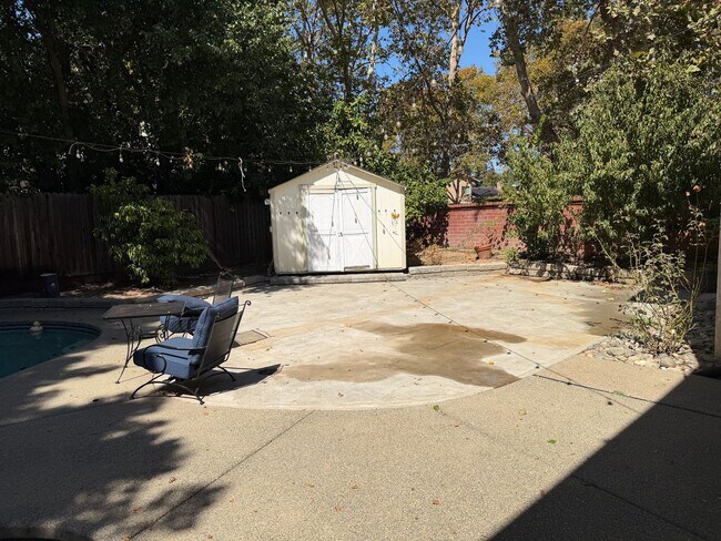 Building Photo - 9223 Camden Lake Way