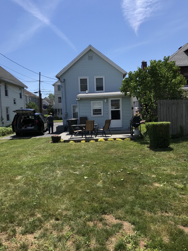 Backyard and deck - 36 Cocheco Ave