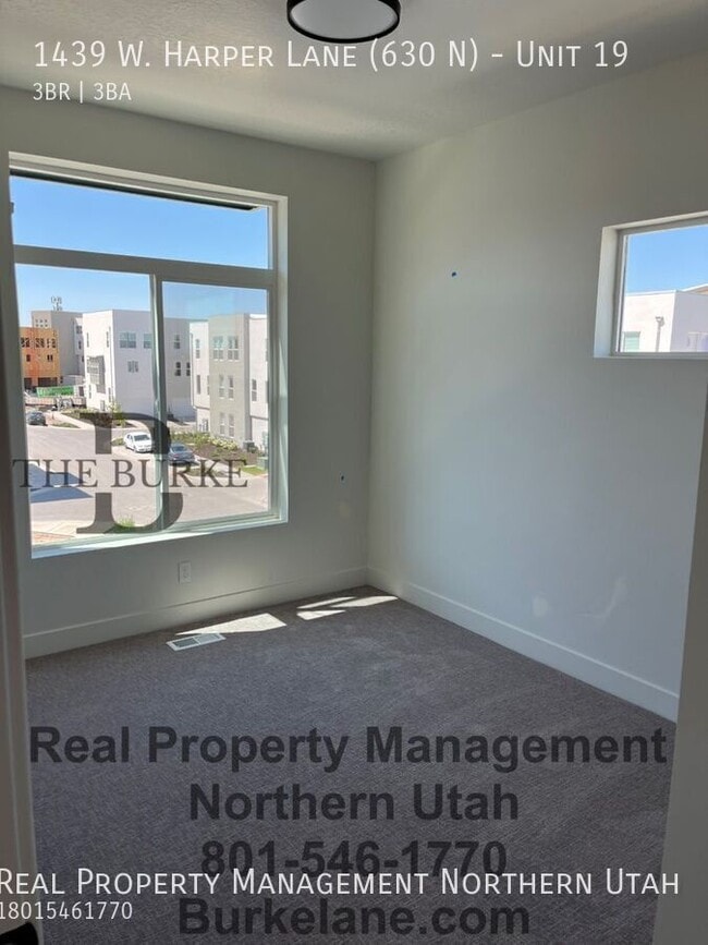 Building Photo - 1439 Harper Ln