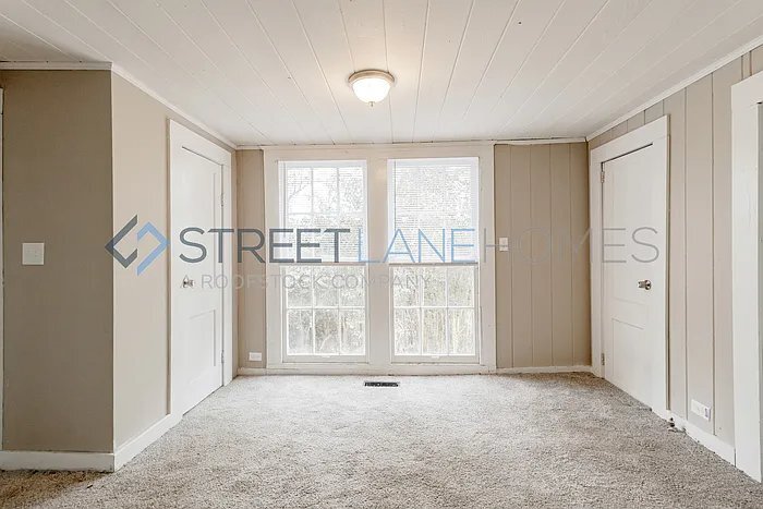 Building Photo - 916 Glenridge Dr