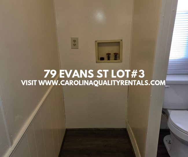 Building Photo - 3 bedroom 2 bath singlewide