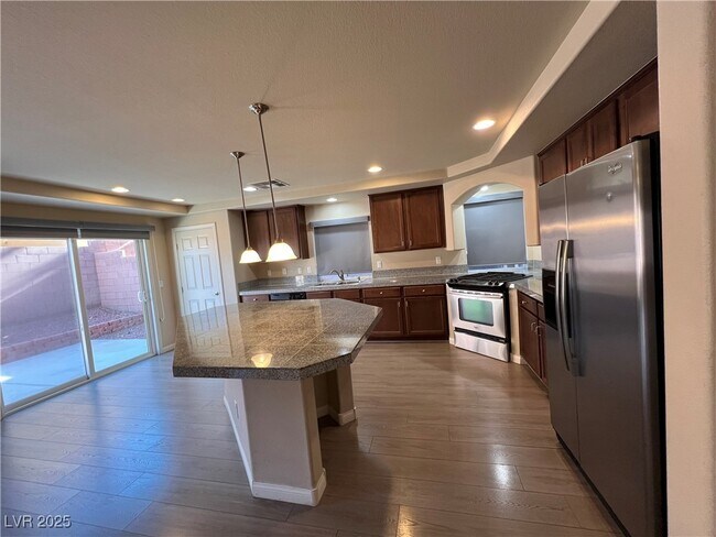 Building Photo - 6703 Bel Canto Ct