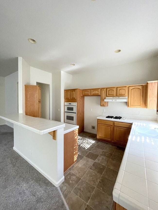 Building Photo - Gorgeous Caughlin Ranch Home