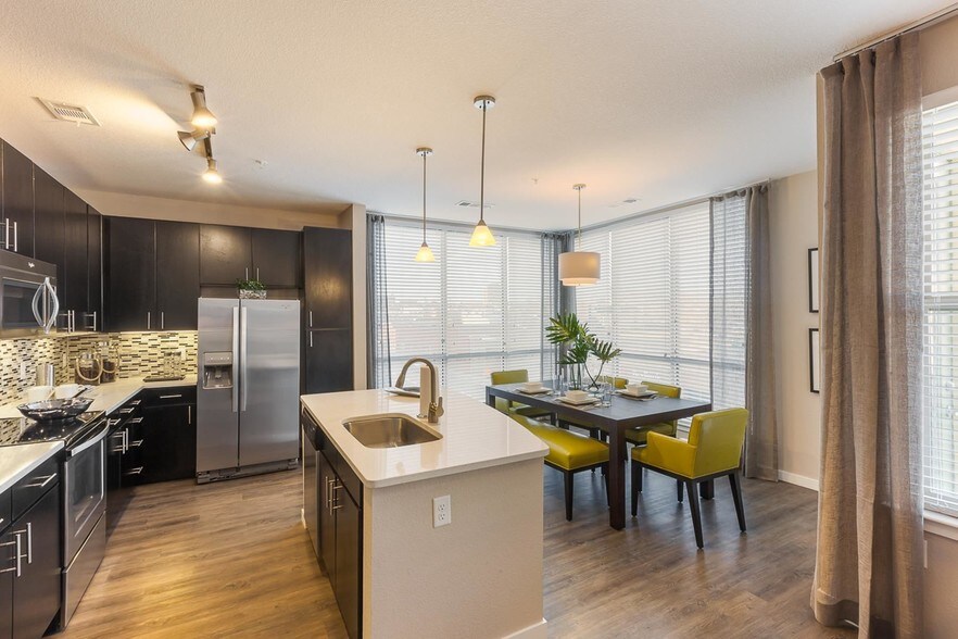 2785 Speer Blvd apartments — community photo - 2785 Speer Blvd