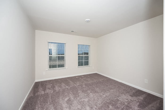 Building Photo - 74 Blue Fescue Way