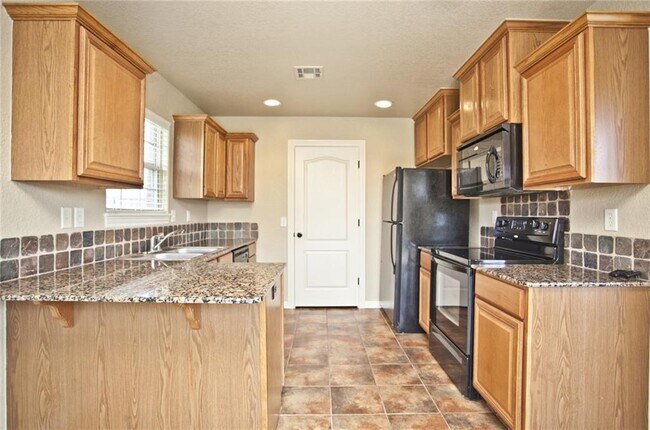 Building Photo - 4095 W Spring House Dr
